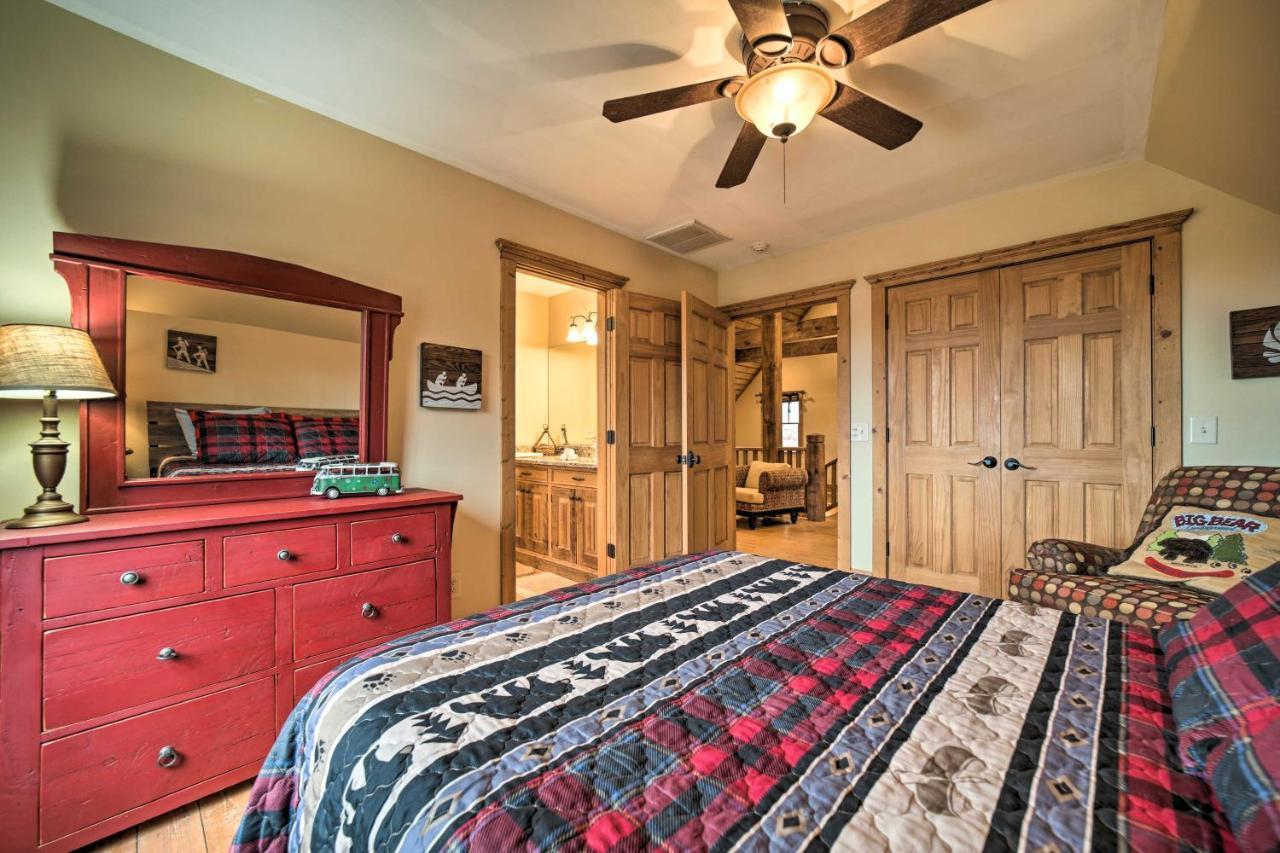 Luxury Cabin Rental In Franklin With Private Hot Tub 외부 사진