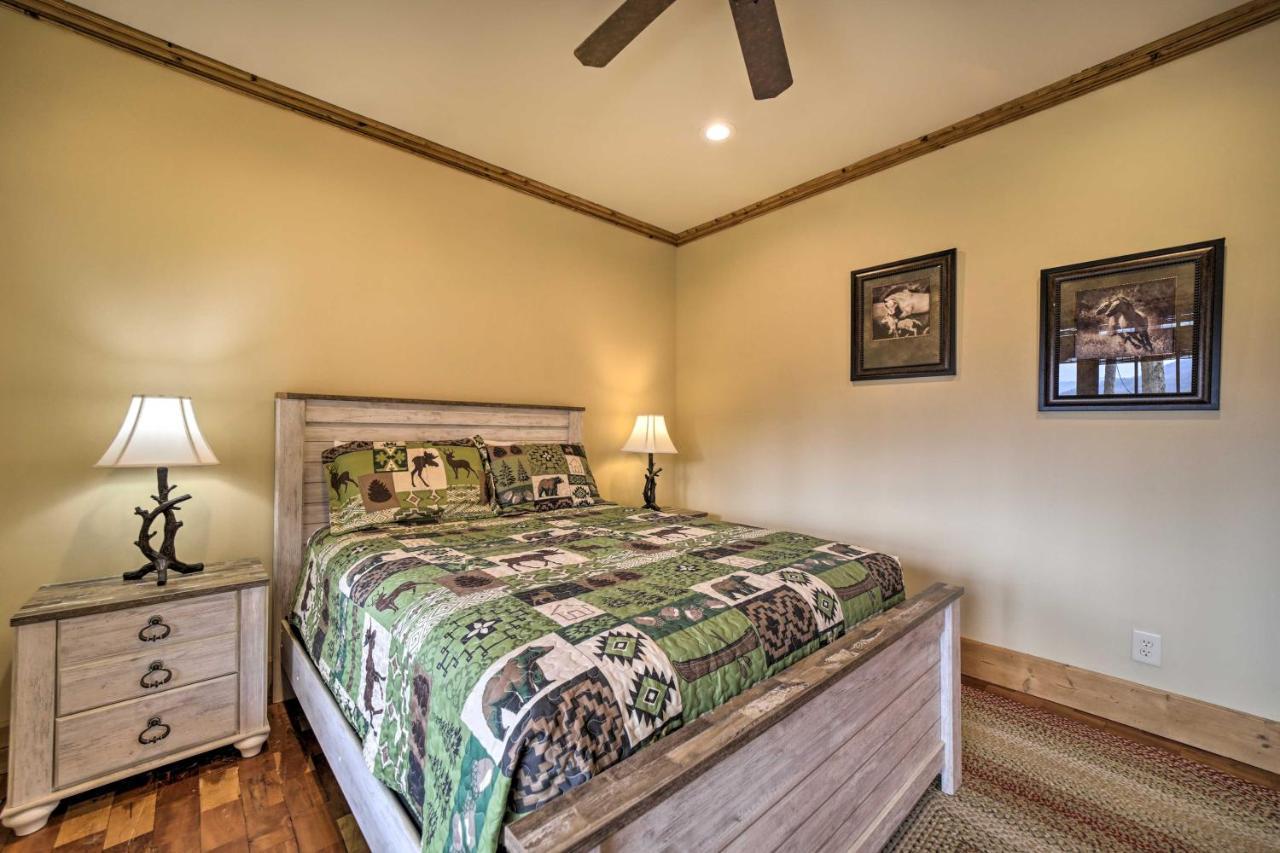 Luxury Cabin Rental In Franklin With Private Hot Tub 외부 사진